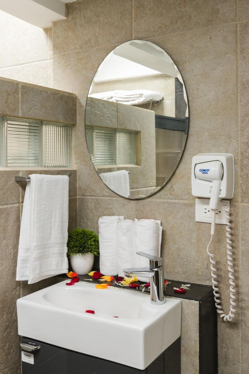 Suite Studio Serviced Apartments ميريدا المظهر الخارجي الصورة