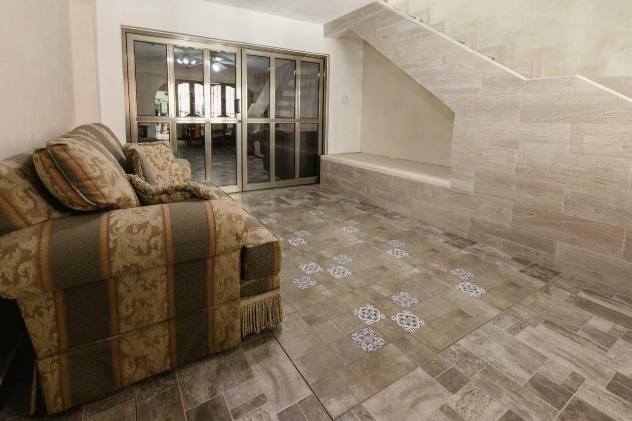 Suite Studio Serviced Apartments ميريدا المظهر الخارجي الصورة