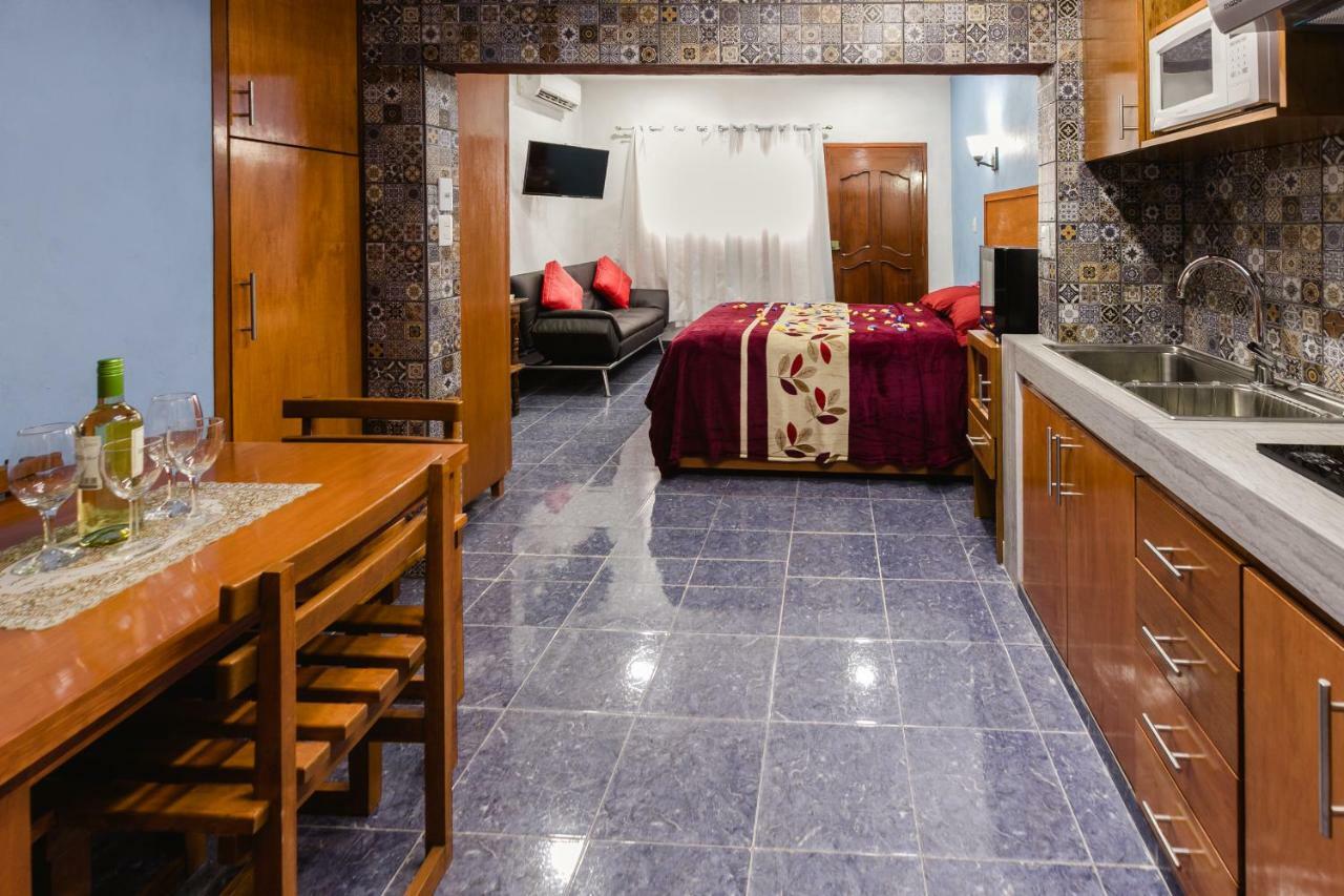 Suite Studio Serviced Apartments ميريدا المظهر الخارجي الصورة